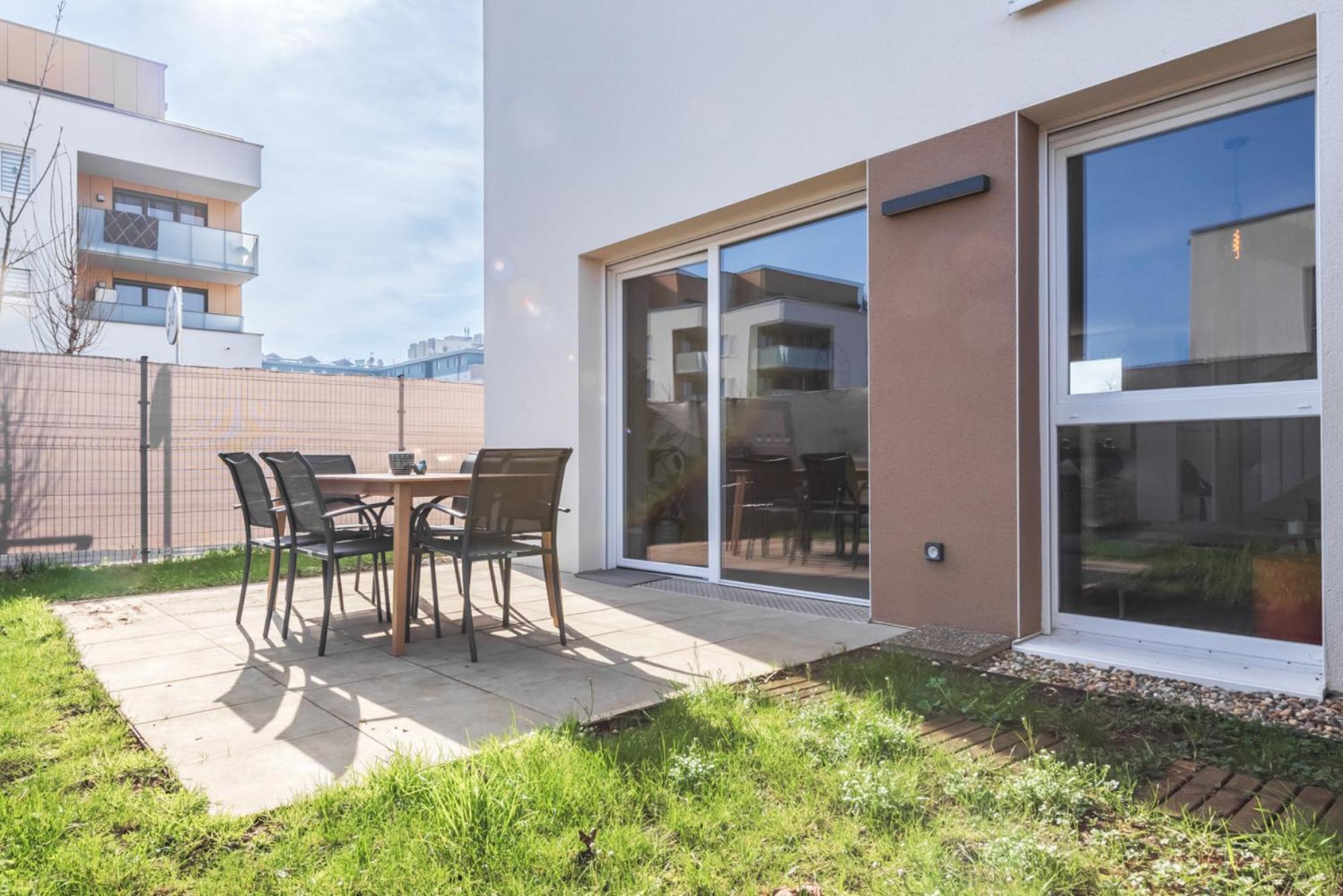 Nouveau - Sweet Garden - Maison Avec Jardin ลิงโกไซม์ ภายนอก รูปภาพ